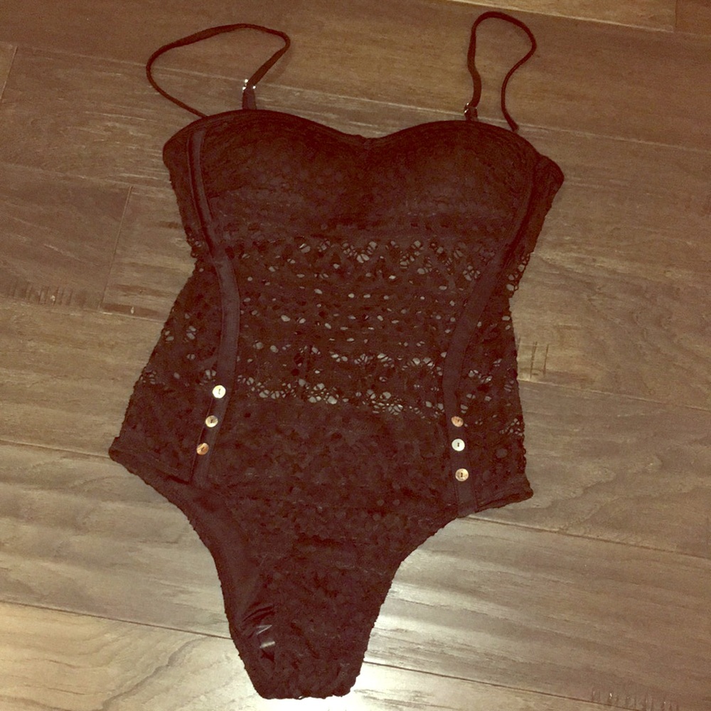 Lookbook one-piece swimsuit lace NWT